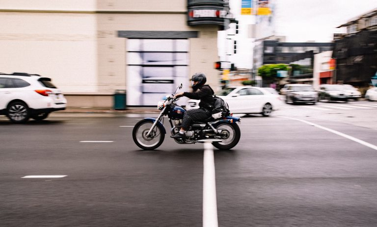 bike-biker-blur-631037